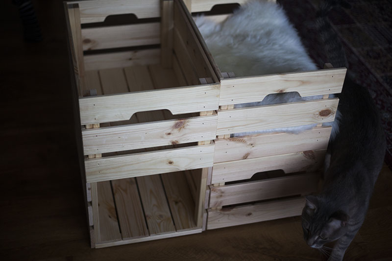 cat-condo-diy-ikea-knagglig-kitty-box-hack